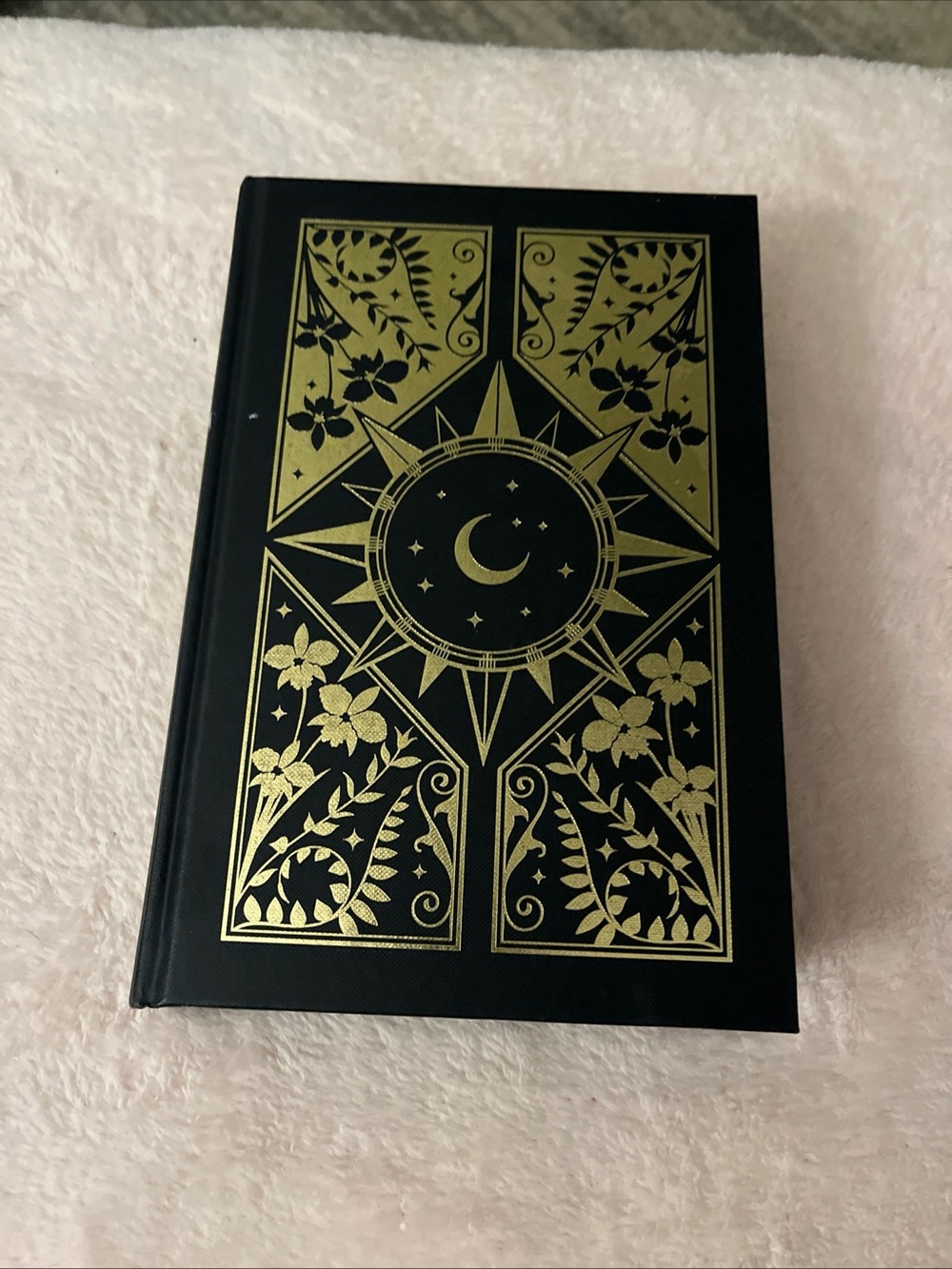 ‘The Sun and the Void’ by Gabriela Romero Lacruz - Signed Illumicrate Edition